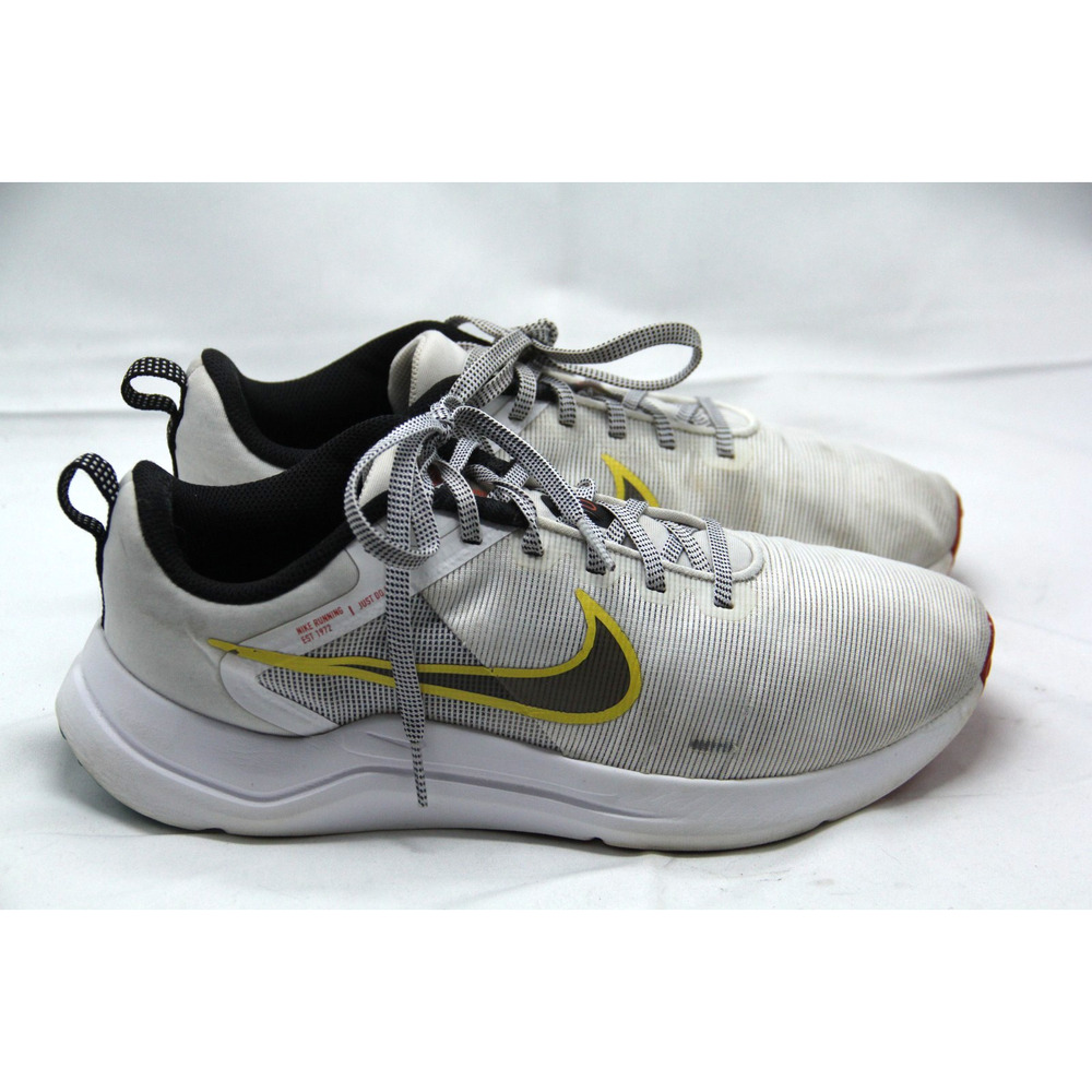 Nike Downshifter 12 Running Shoes Size 9.5W WIDE Road Sneakers White DM0937-102